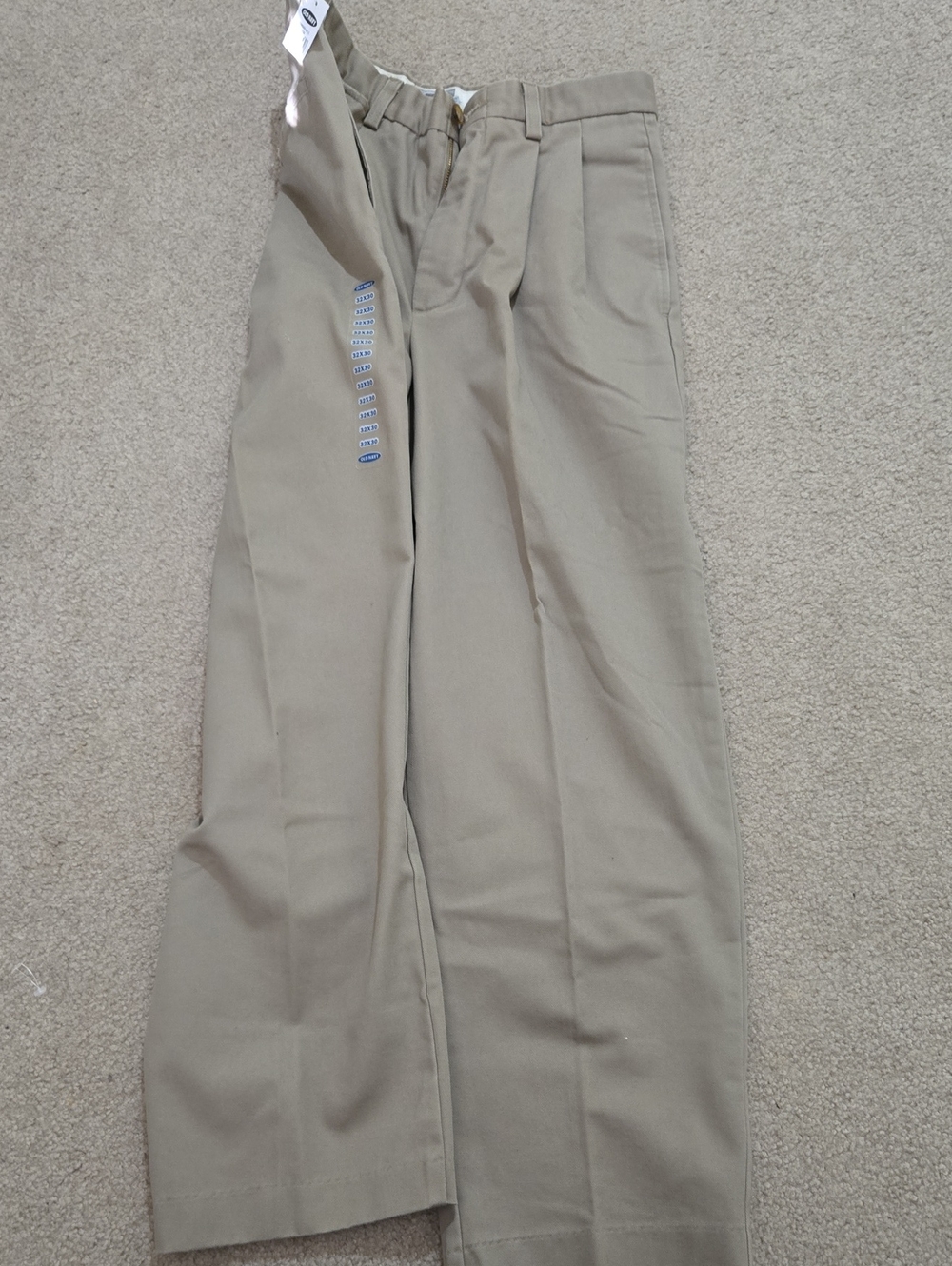 Old Navy Men's Khaki Pleated Chinos